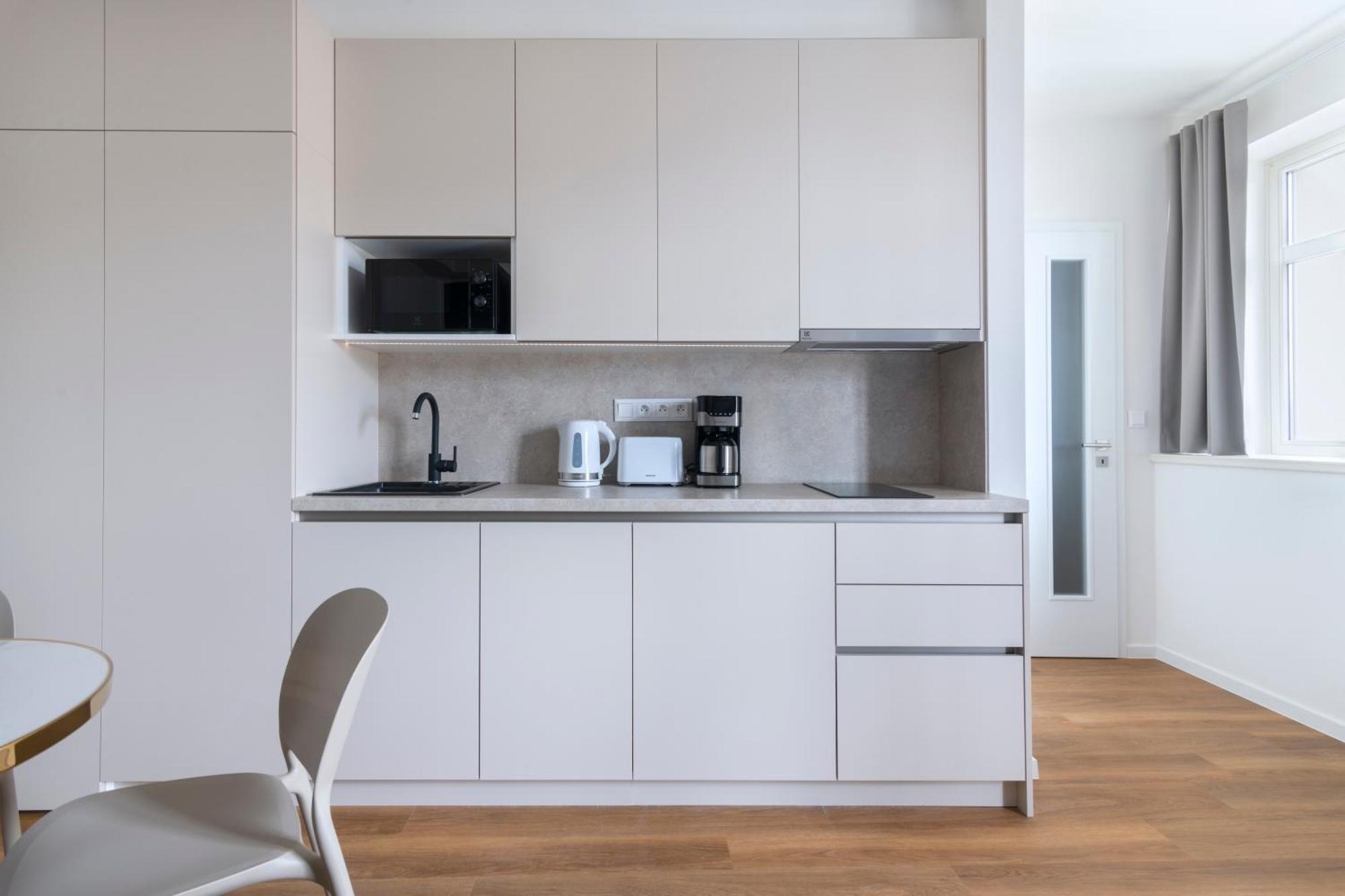 Encore Boutique By Dwellfort Apartahotel 4*