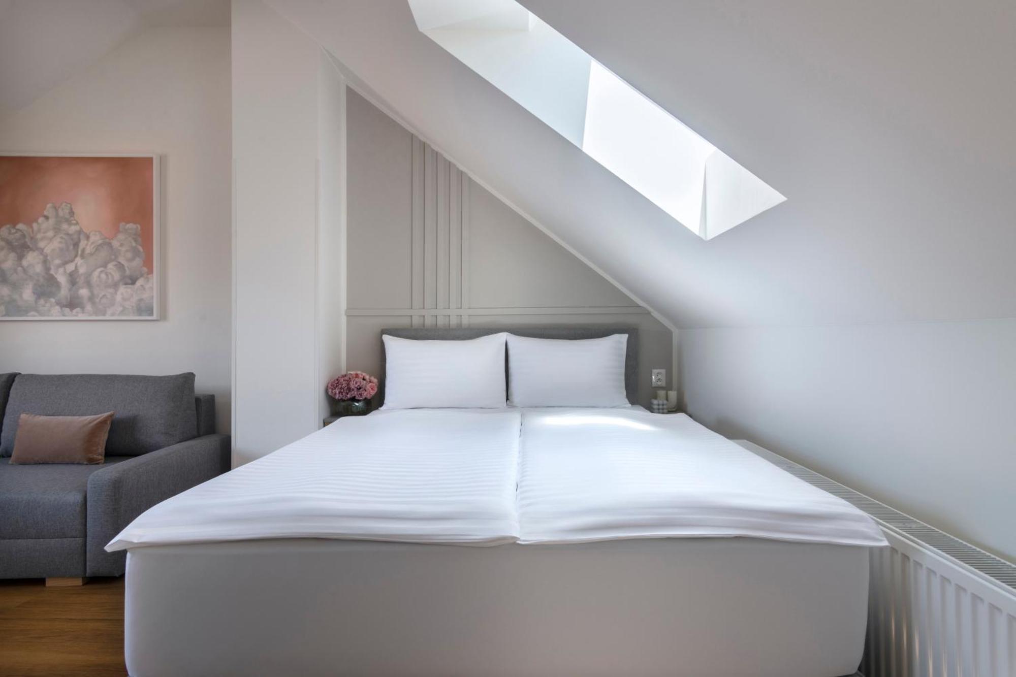 Encore Boutique By Dwellfort Apartahotel 4*