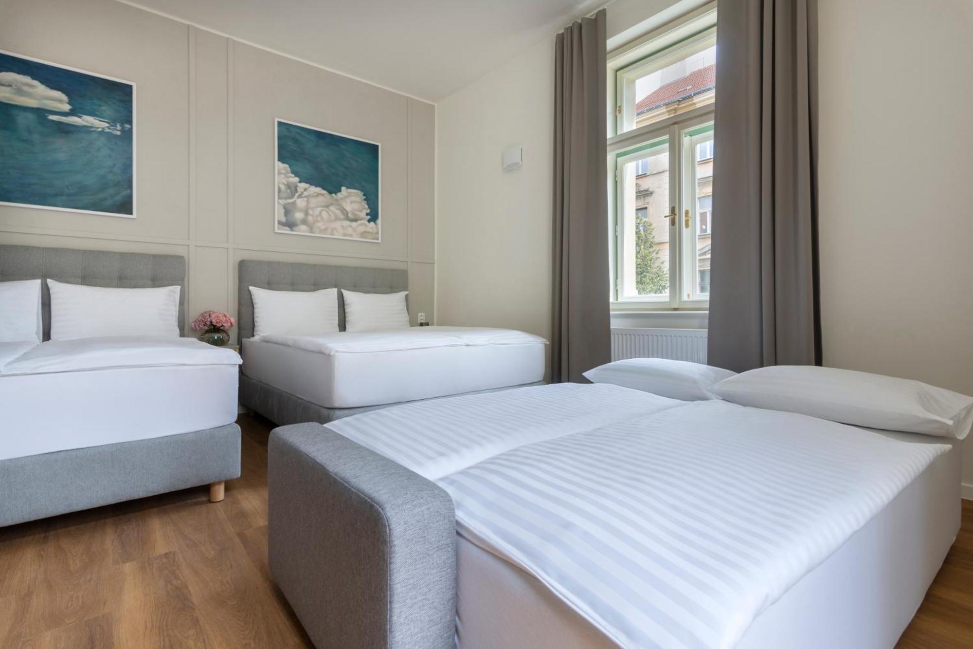 Encore Boutique By Dwellfort Apartahotel