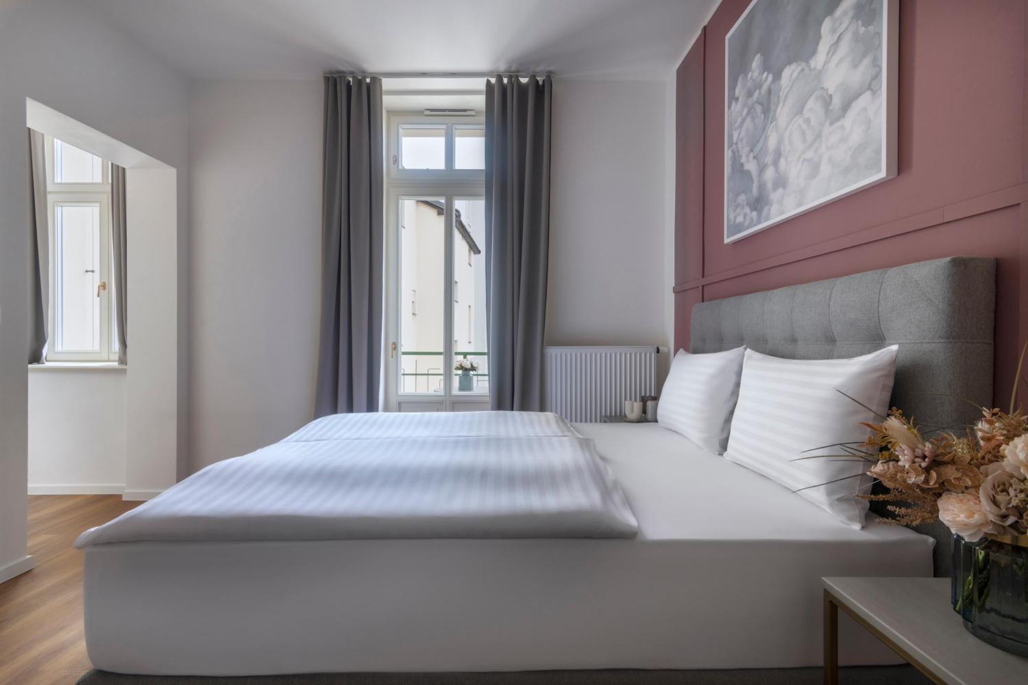 Encore Boutique By Dwellfort Aparthotel Praga